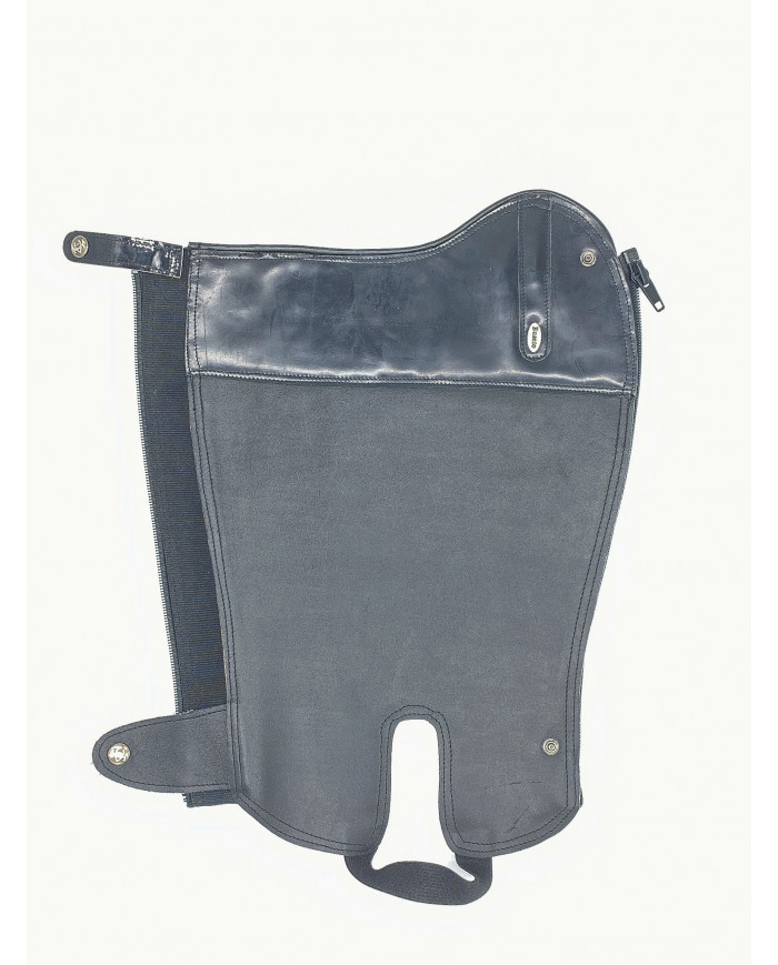 Mini Chaps da concorso in vitello nero e top laccato